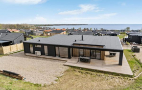 Awesome Home In Sjølund With House Sea View